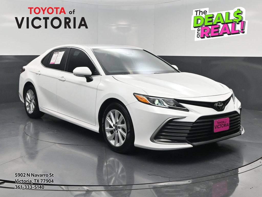 Used 2024 Toyota Camry LE w/ Convenience Package FWD image 1