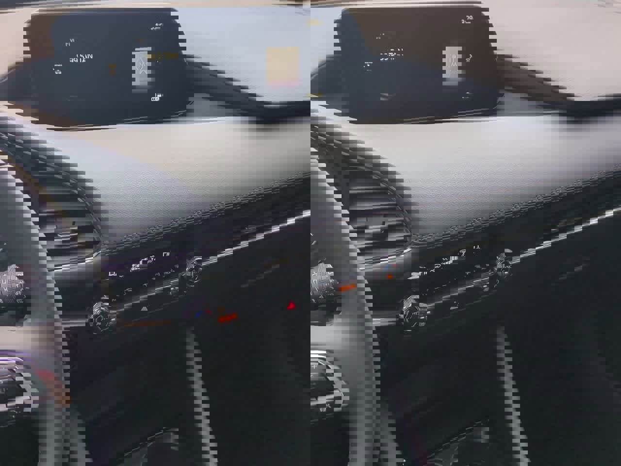 New 2026 MAZDA MAZDA3 2.5 S Hatchback w/ Premium Pkg image 27