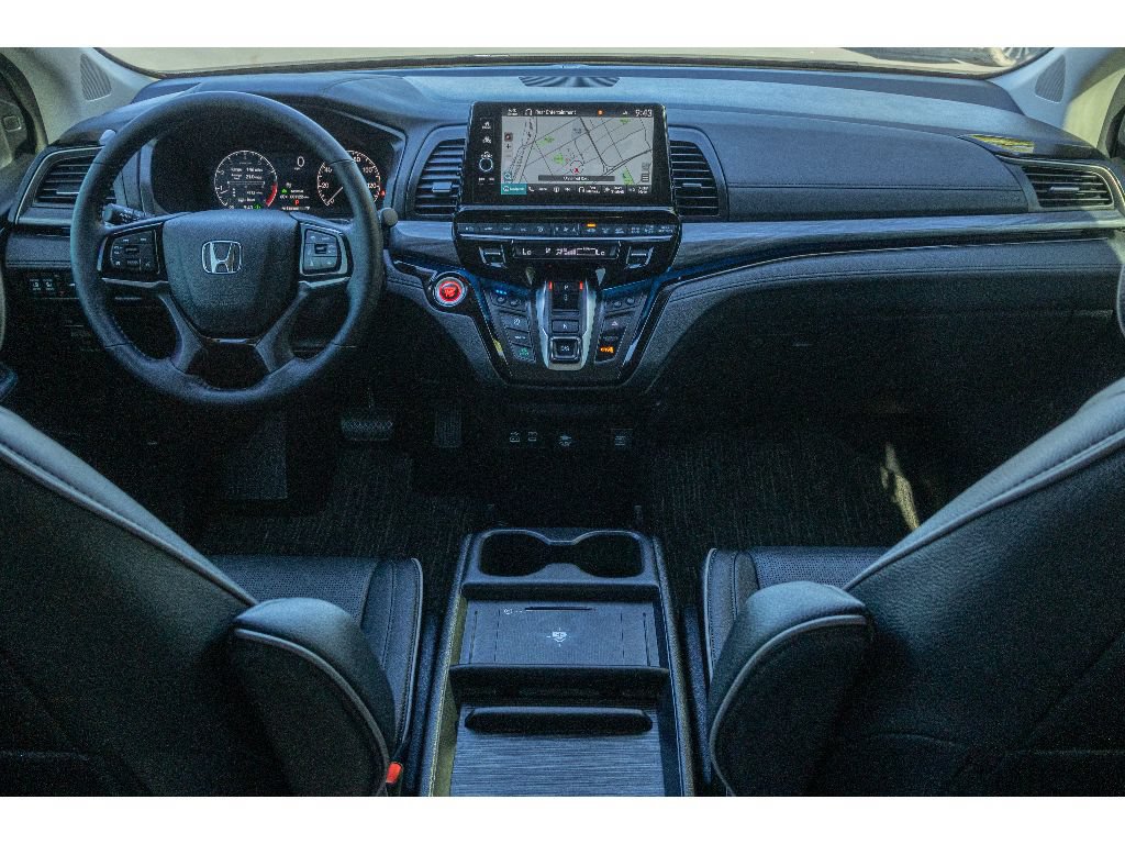 Used 2026 Honda Odyssey Elite image 12