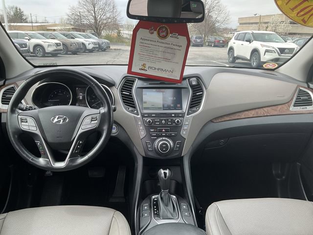 Used 2017 Hyundai Santa Fe SE image 11