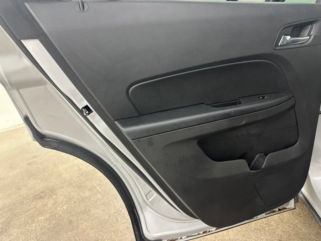 Used 2013 Chevrolet Equinox LTZ FWD image 30
