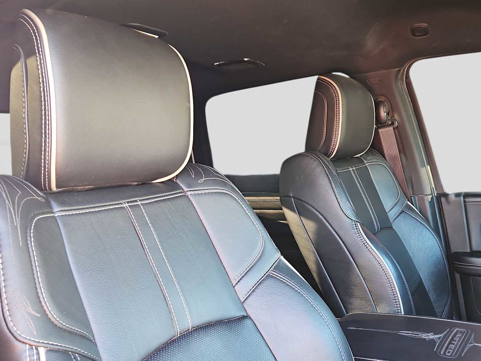 Used 2024 RAM 3500 Limited image 17