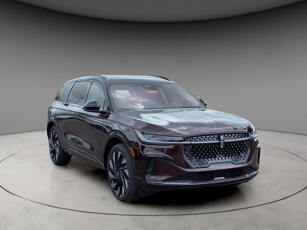 New 2025 Lincoln Nautilus Reserve w/ Jet Appearance Package AWD/4WD image 10