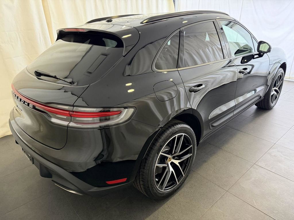 New 2026 Porsche Macan AWD/4WD image 9
