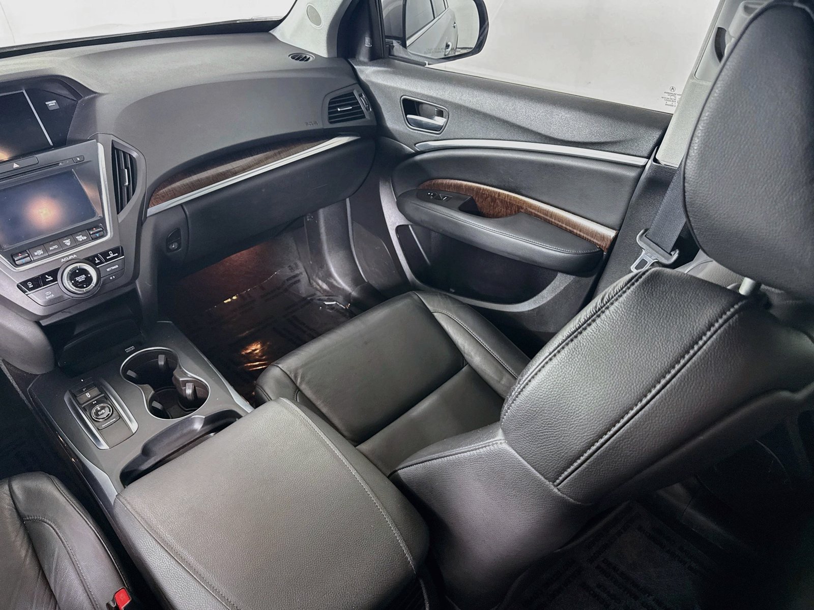 Used 2018 Acura MDX w/ Technology Package AWD/4WD image 23