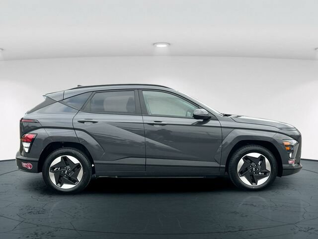 Used 2024 Hyundai Kona SEL FWD image 7