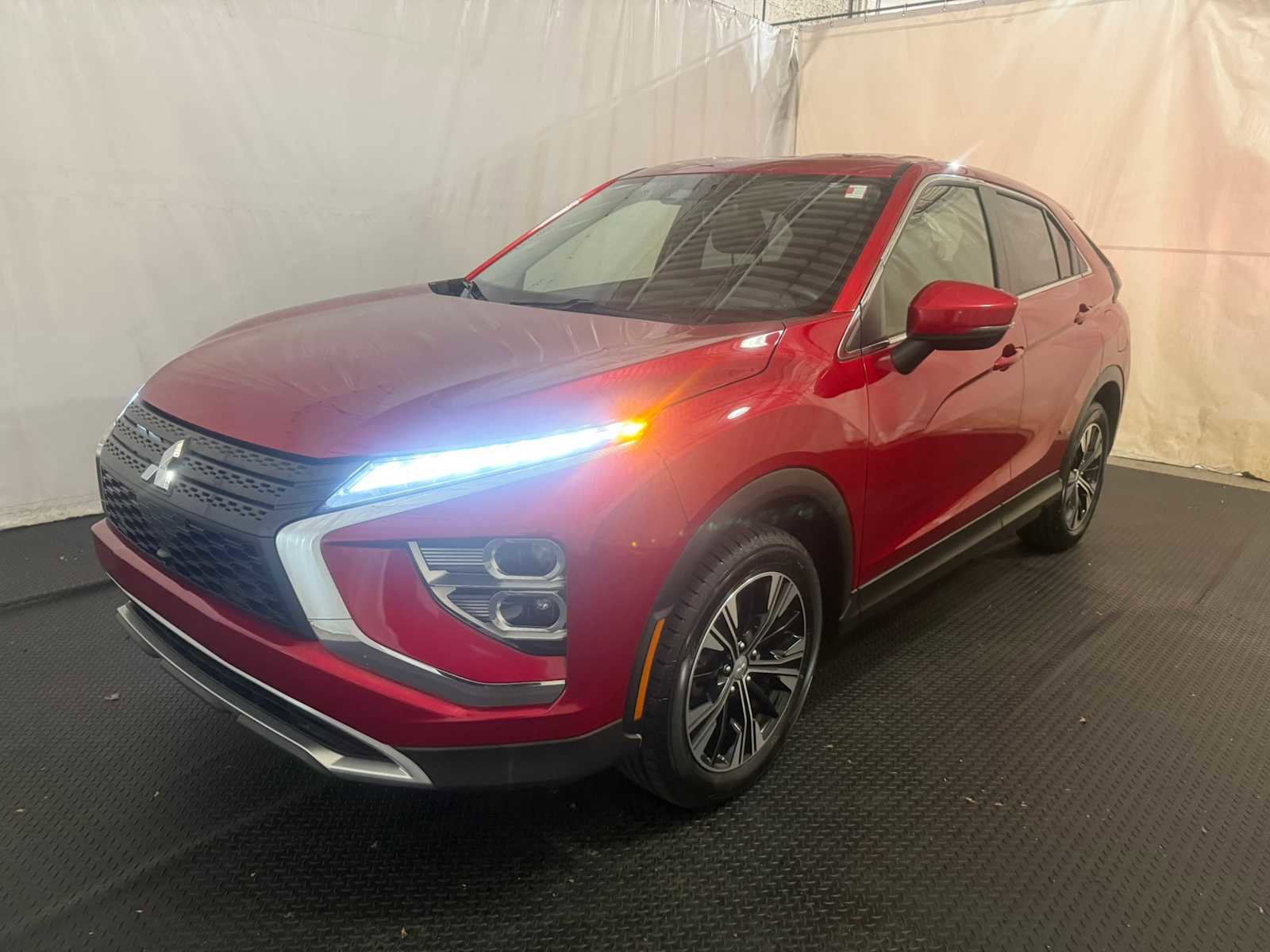 Used 2022 Mitsubishi Eclipse Cross SE image 1
