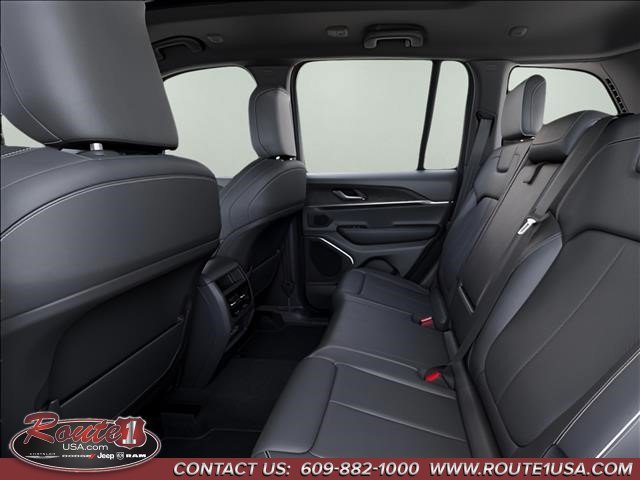 New 2026 Jeep Grand Cherokee Limited AWD/4WD image 24