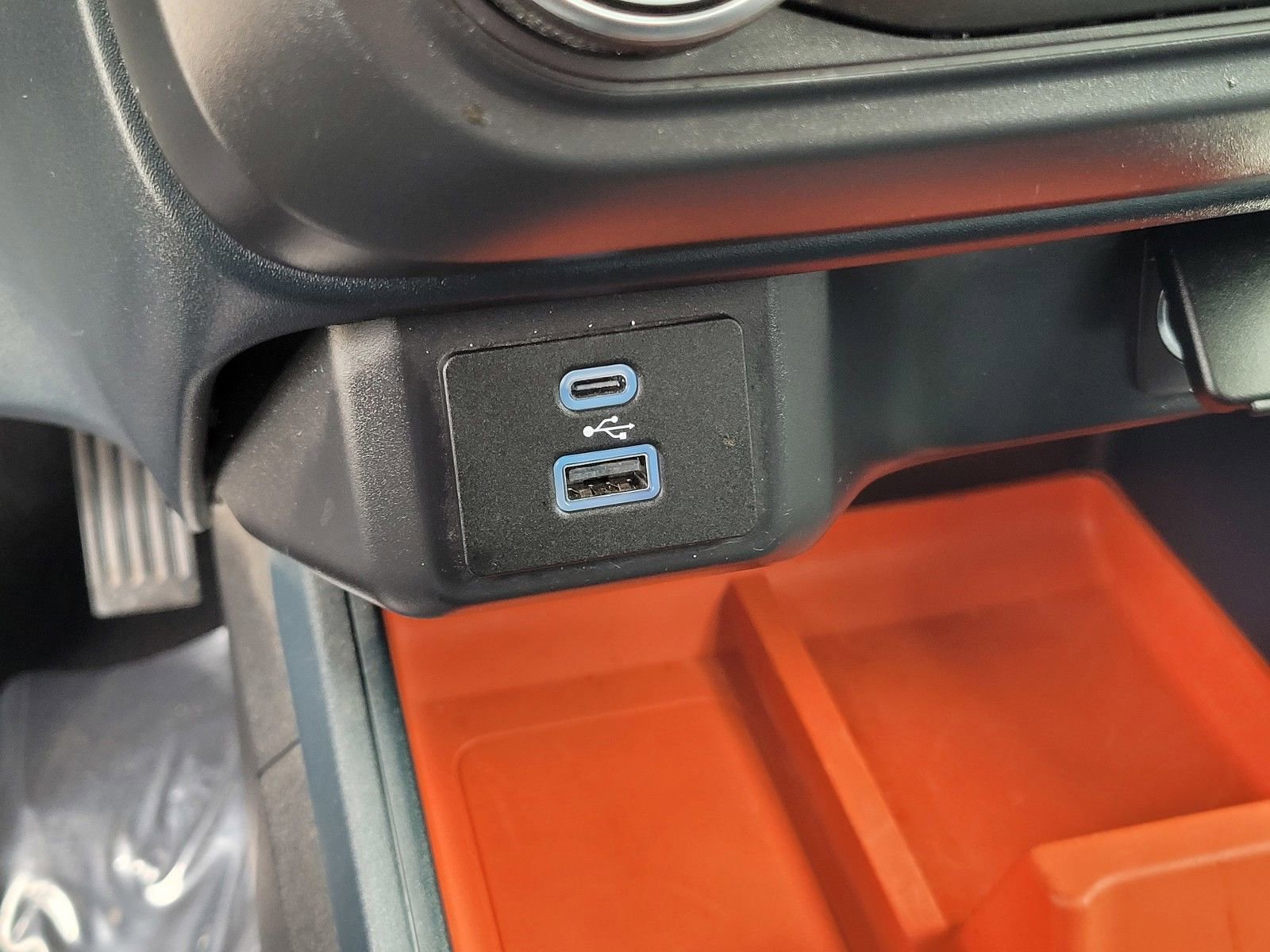 Used 2024 Ford Maverick XLT image 25