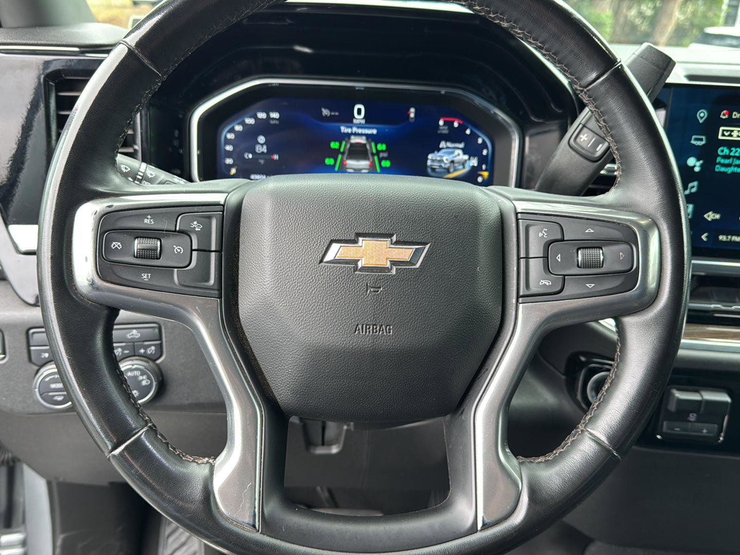 Used 2024 Chevrolet Silverado 2500 LT image 17