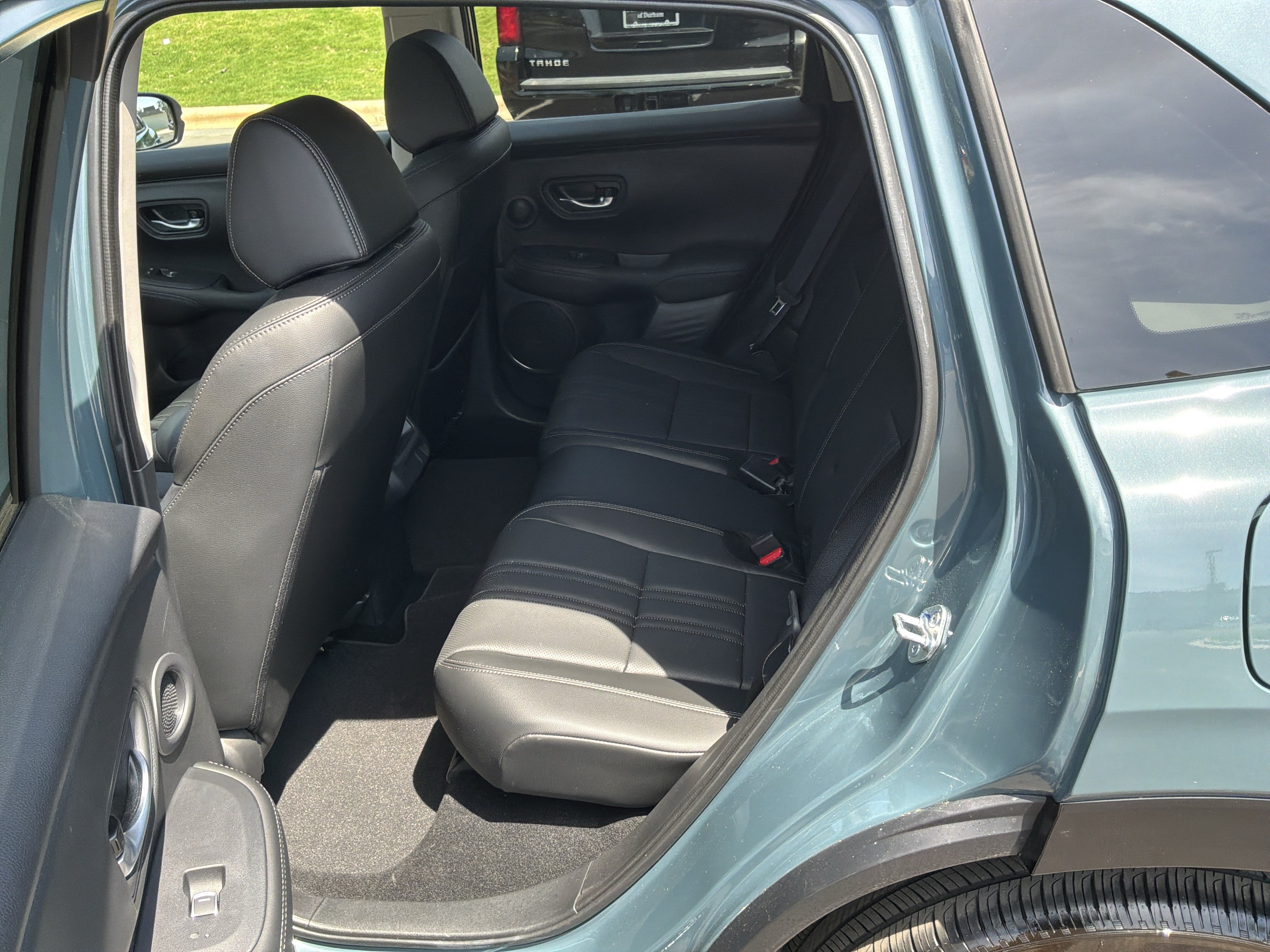 Used 2025 Honda HR-V EX-L image 31