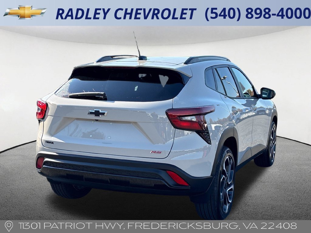 Certified 2026 Chevrolet Trax RS FWD image 19