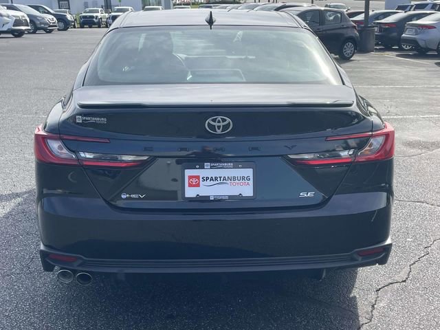Used 2025 Toyota Camry SE image 5