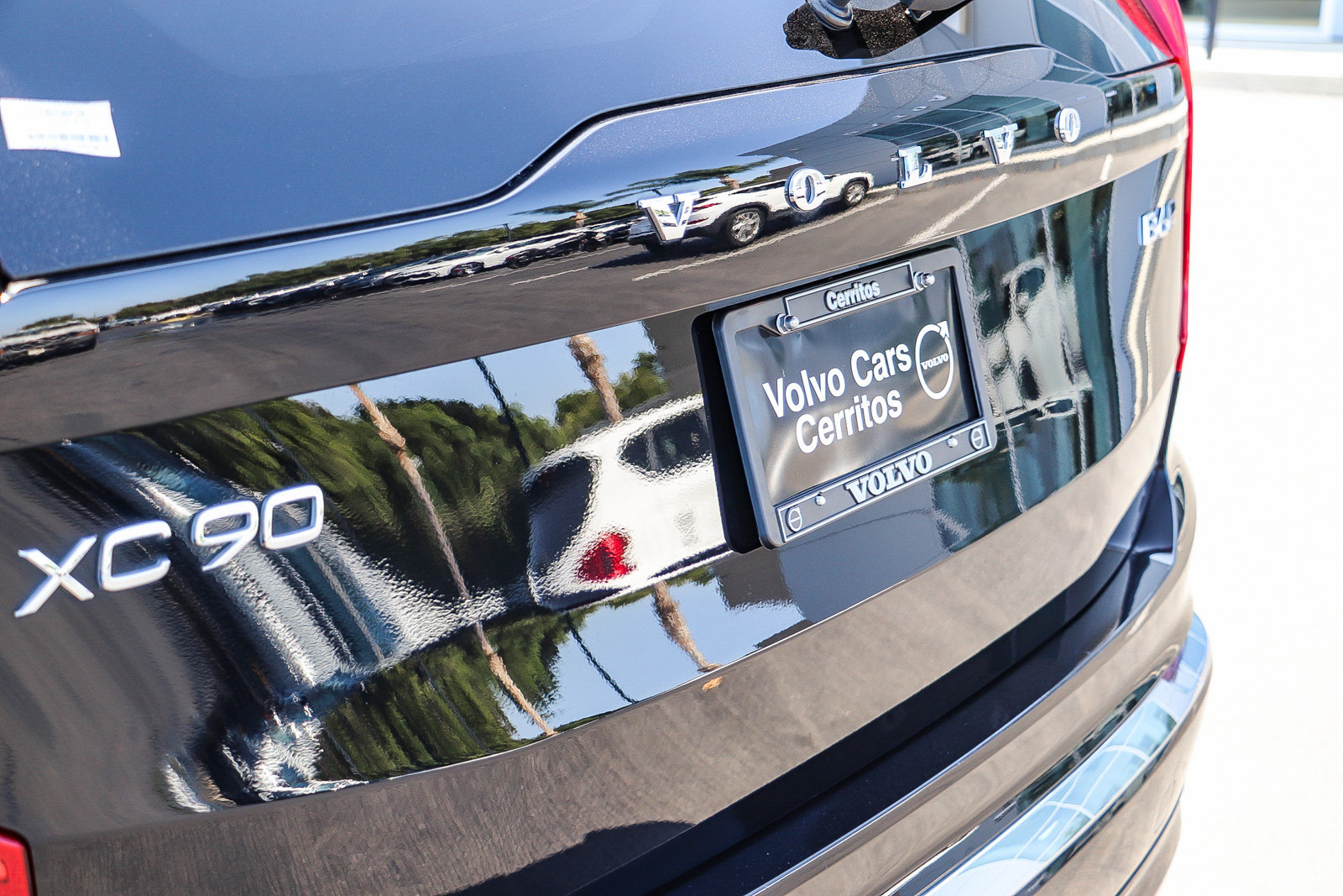 Used 2025 Volvo XC90 B6 Plus AWD/4WD image 10