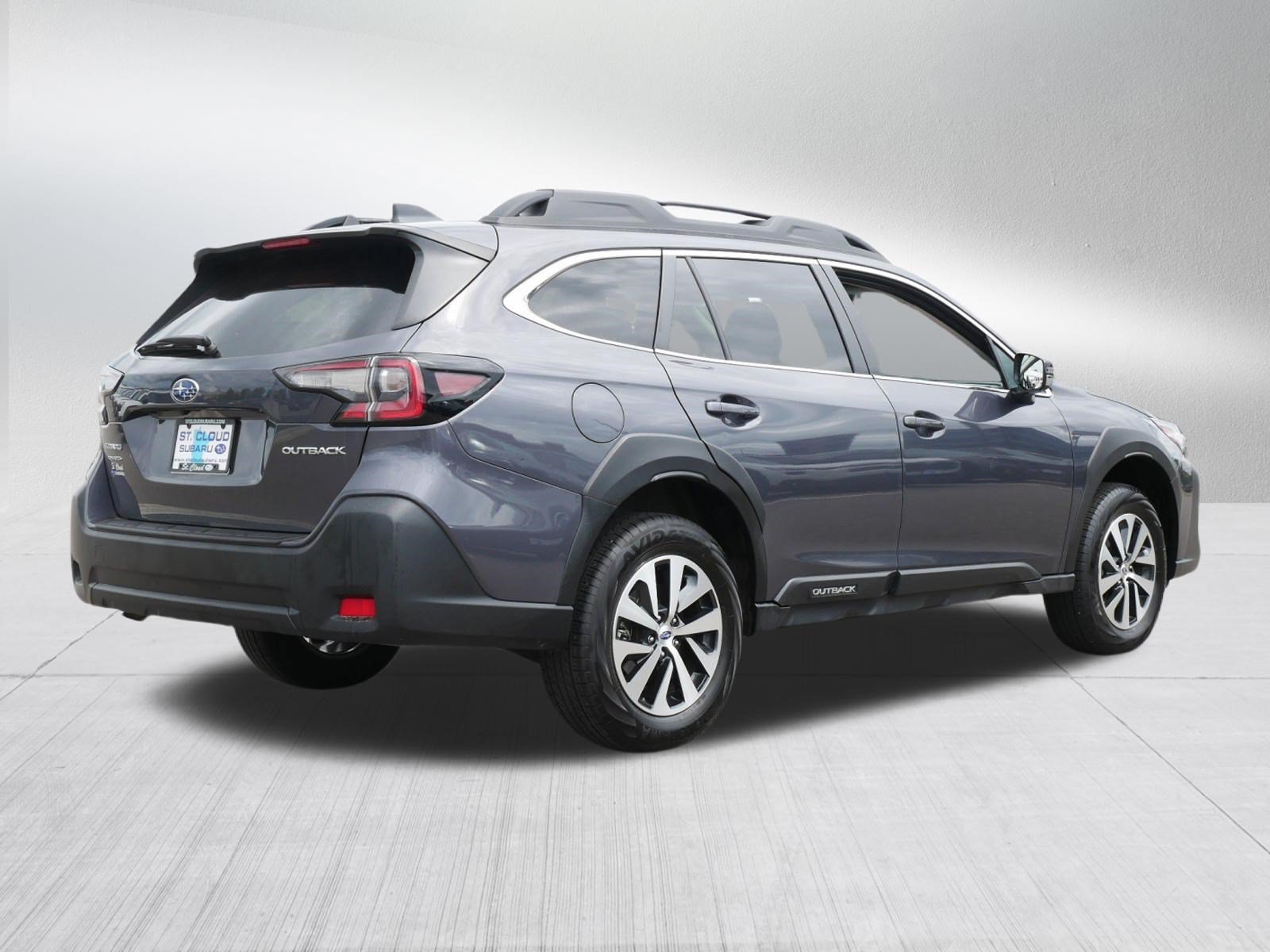 Certified 2024 Subaru Outback Premium AWD/4WD image 7