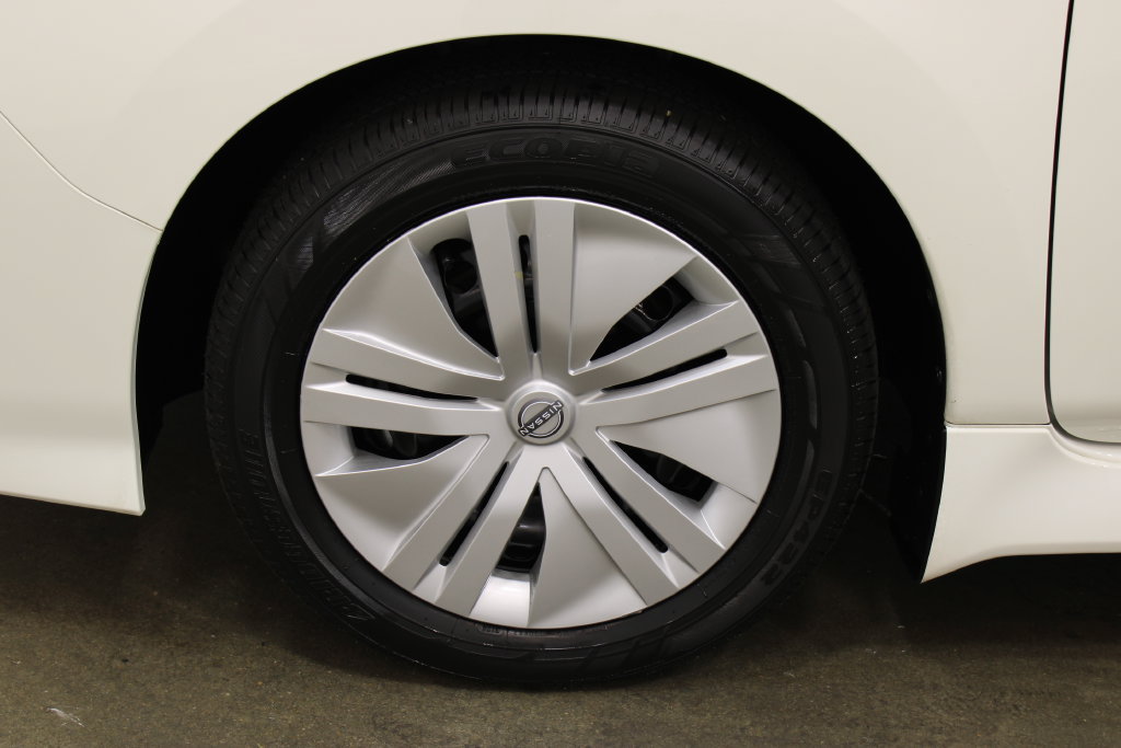 Used 2025 Nissan Leaf S FWD image 26