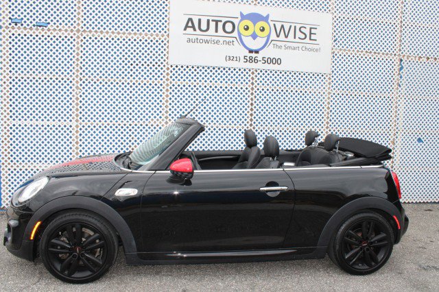 Used 2017 MINI Cooper S image 5