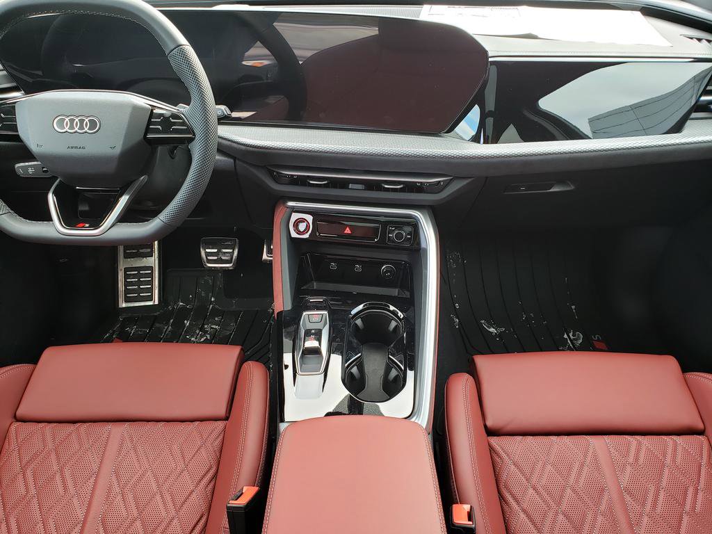 New 2025 Audi SQ5 Premium Plus image 9