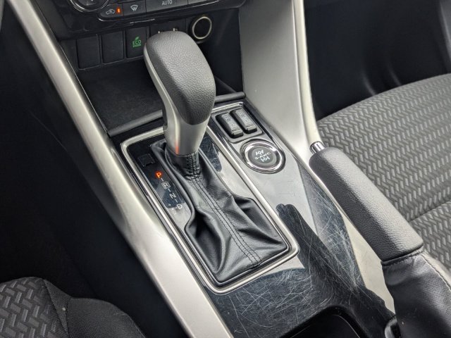 Used 2025 Mitsubishi Eclipse Cross AWD image 26