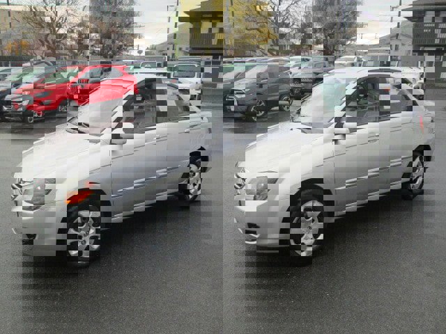 Used 2009 Kia Spectra EX image 3