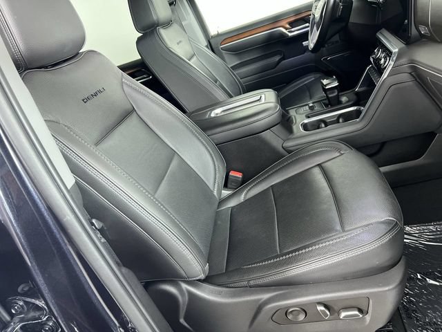 Used 2022 GMC Sierra 1500 Denali w/ Denali Reserve Package AWD/4WD image 29