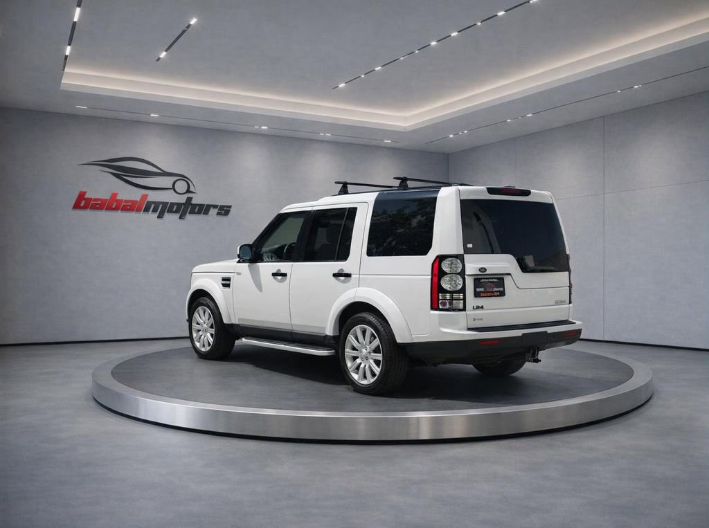 Used 2015 Land Rover LR4 HSE LUX AWD/4WD image 11