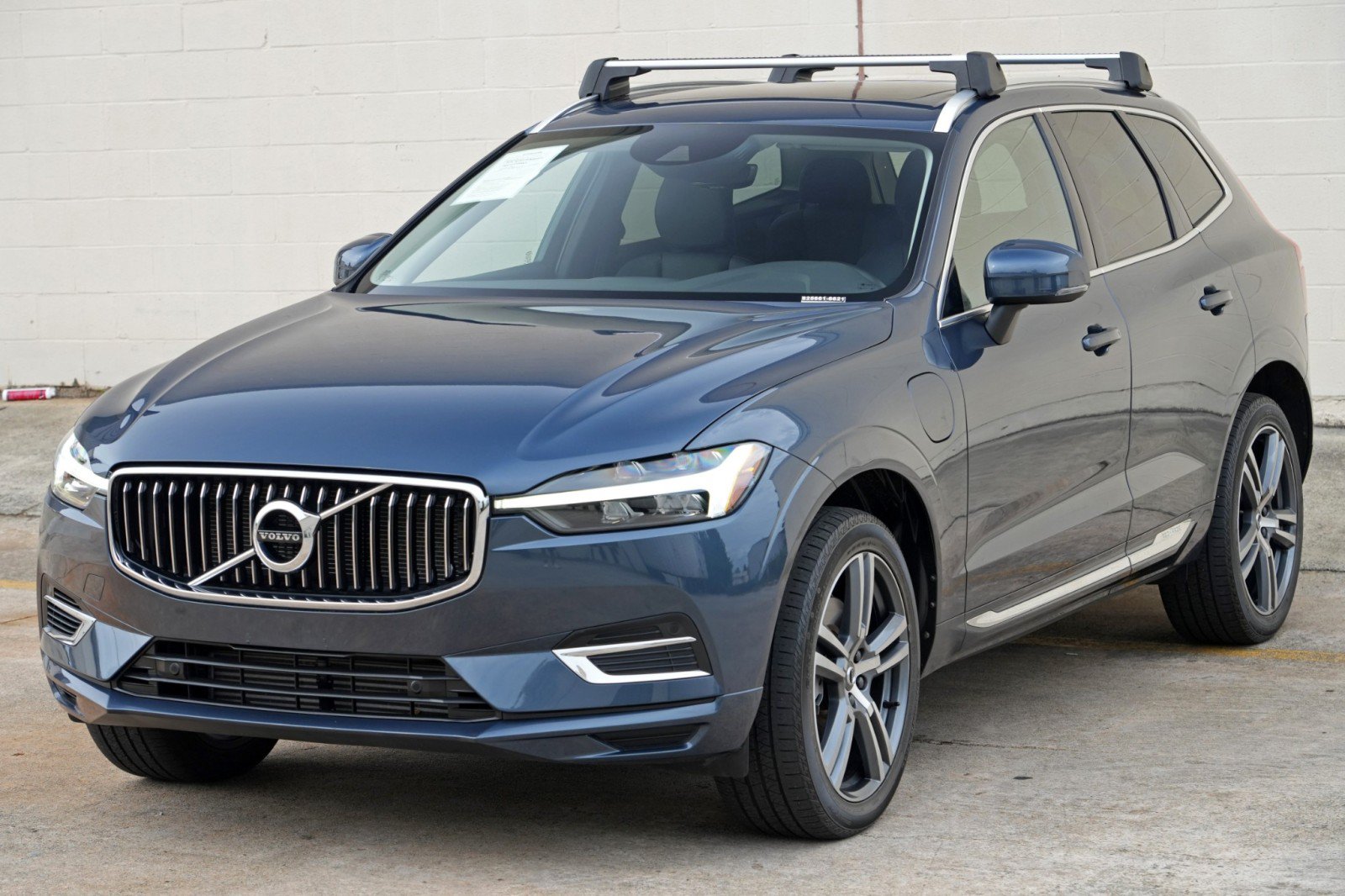 Used 2021 Volvo XC60 T8 Inscription Expression w/ Premium Package AWD/4WD image 47