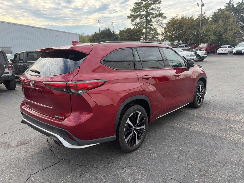 Used 2021 Toyota Highlander XSE image 7