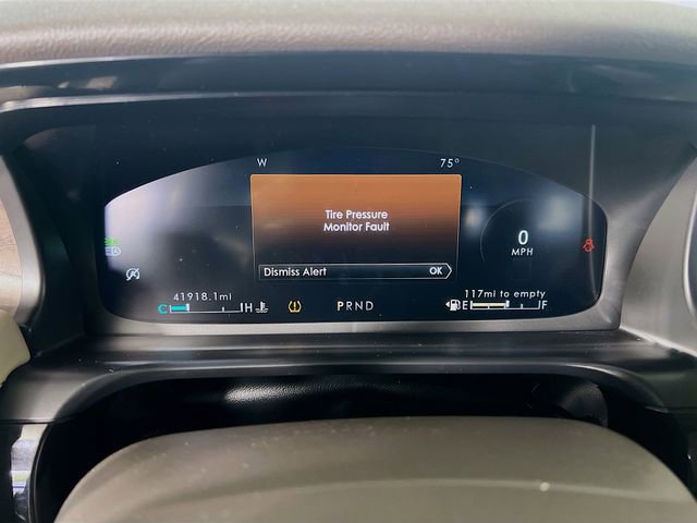 Used 2020 Lincoln Aviator Reserve w/ Equipment Group 202A image 15