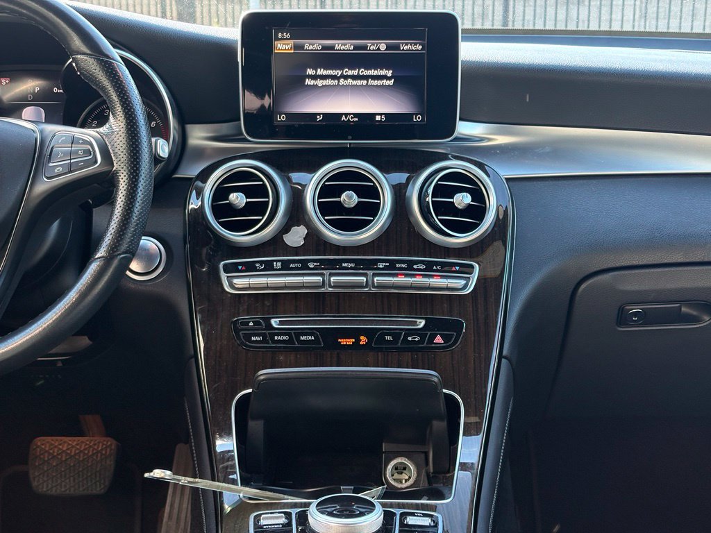 Used 2019 Mercedes-Benz GLC 300 4MATIC image 12