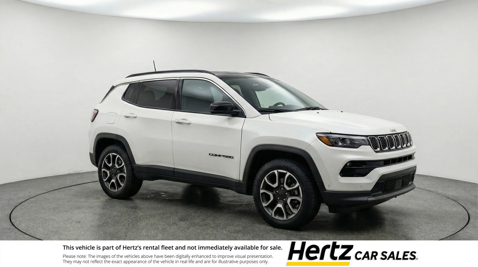 Used 2025 Jeep Compass Trailhawk w/ Trailer Tow Group AWD/4WD image 1