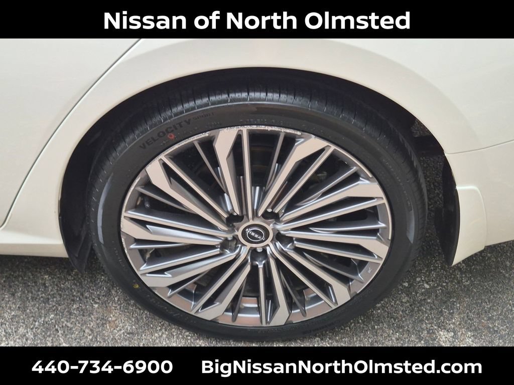 Certified 2023 Nissan Altima 2.5 SL FWD image 30