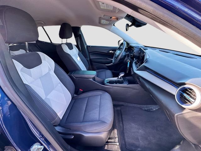 Used 2024 Chevrolet Trax LS w/ LS Convenience Package FWD image 26