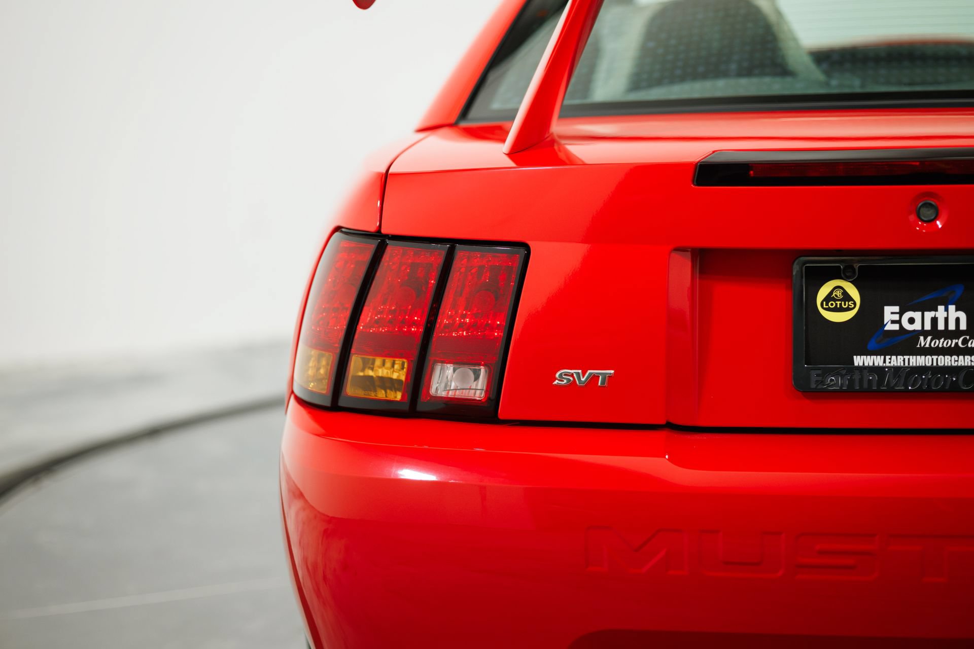 Used 2000 Ford Mustang Cobra RWD image 40
