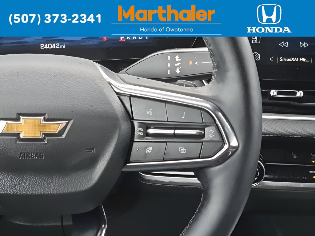Used 2025 Chevrolet Equinox LT AWD/4WD image 25