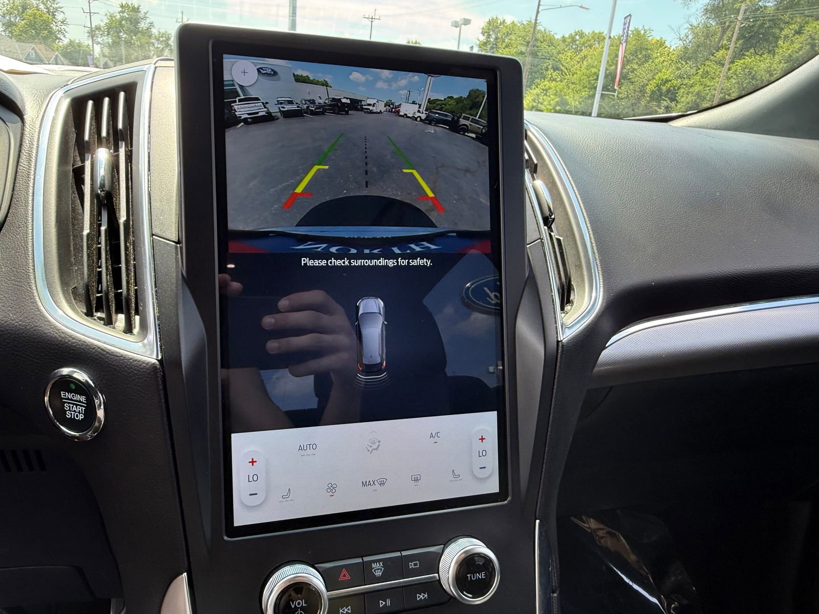 Used 2024 Ford Edge ST image 13