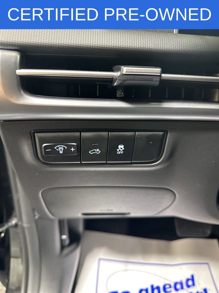 Certified 2025 Hyundai Santa Cruz SEL image 7