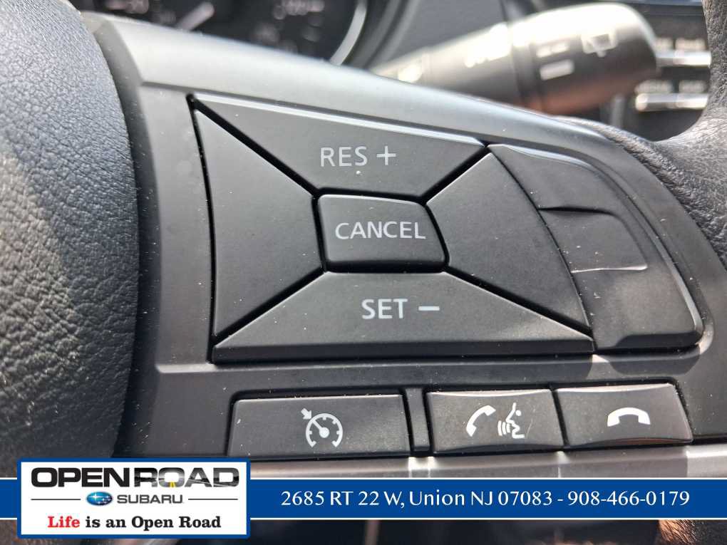 Used 2017 Nissan Rogue S w/ Appearance Package AWD/4WD image 57