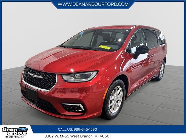 Used 2024 Chrysler Pacifica Touring-L FWD video 1