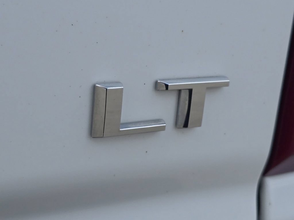 Used 2022 Chevrolet Silverado 1500 LT w/ Safety Package AWD/4WD image 14