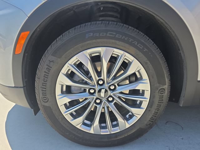 Certified 2025 Cadillac XT4 Premium Luxury FWD image 32