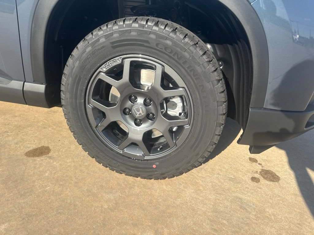 New 2026 Honda Pilot TrailSport image 11