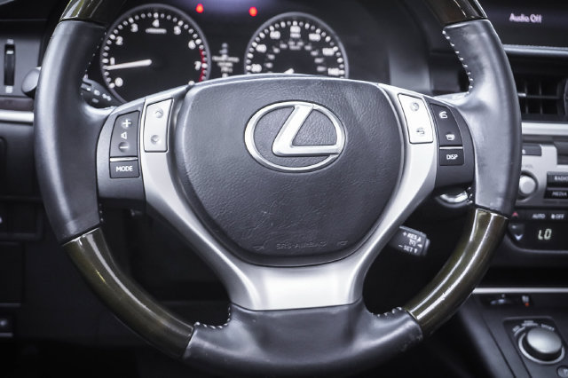 Used 2014 Lexus ES 350 w/ Premium Package FWD image 13