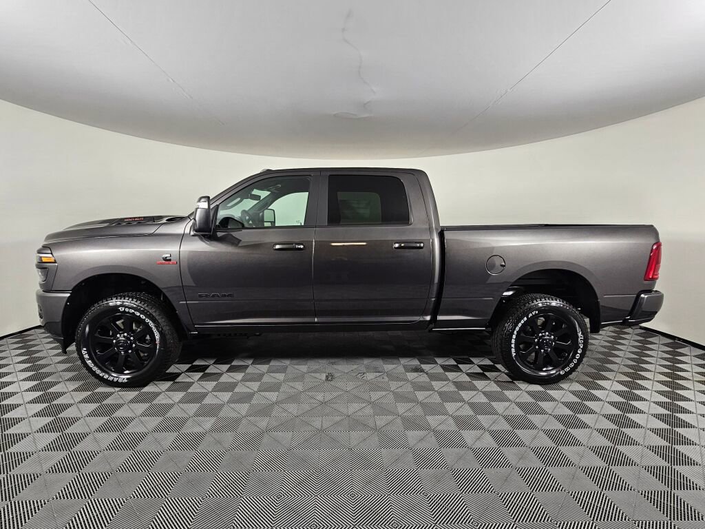 New 2026 RAM 2500 Laramie w/ Night Edition AWD/4WD image 7