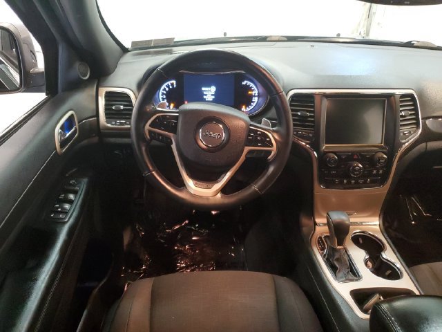 Used 2017 Jeep Grand Cherokee Laredo w/ Quick Order Package 23E AWD/4WD image 15