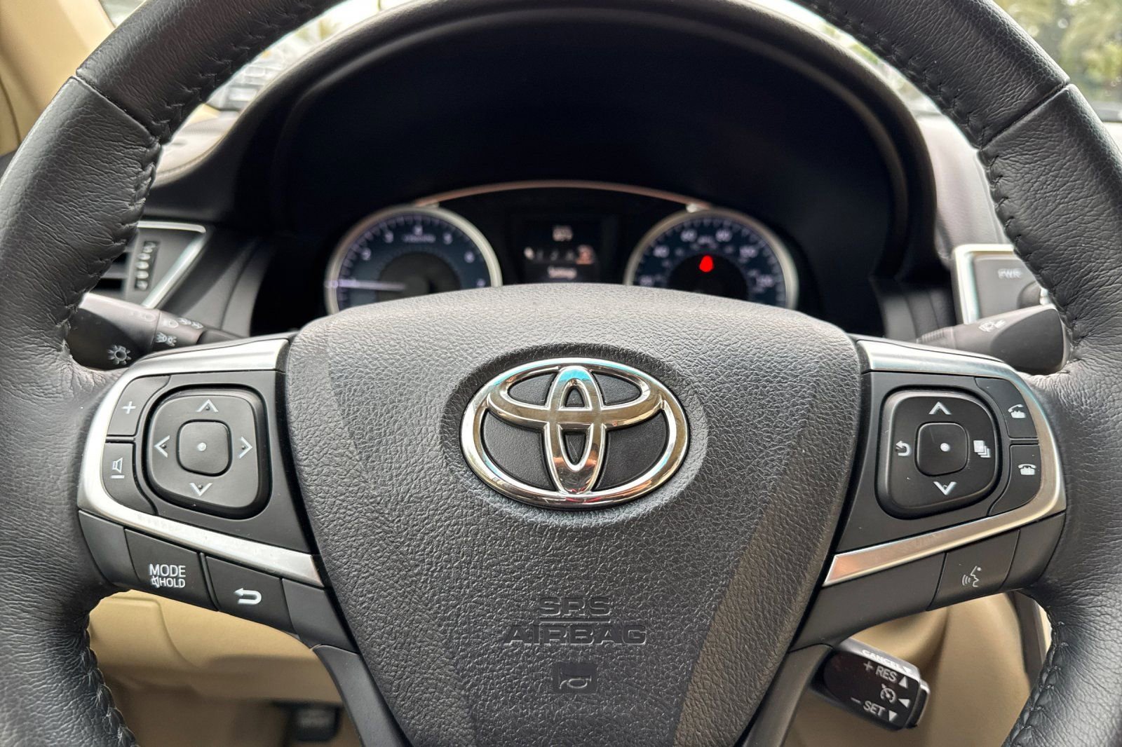 Used 2017 Toyota Camry XLE w/ Convenience Package FWD image 24