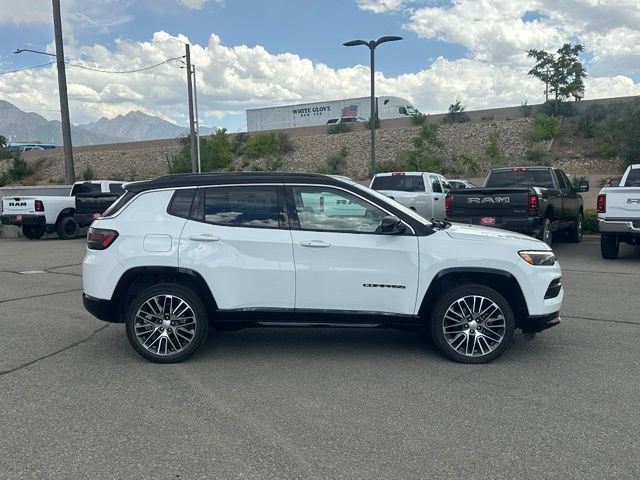 Used 2022 Jeep Compass Limited w/ Elite Group AWD/4WD image 9