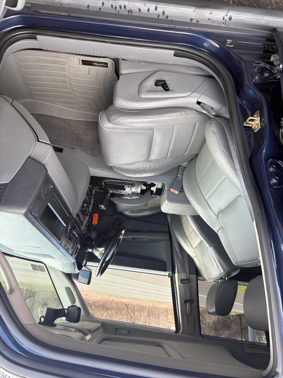 Used 2006 Jeep Commander Base 4dr SUV 4WD image 27