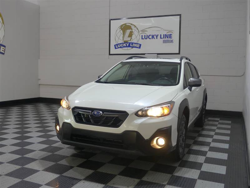 Used 2021 Subaru Crosstrek 2.5i Sport w/ Moonroof Package AWD/4WD image 4