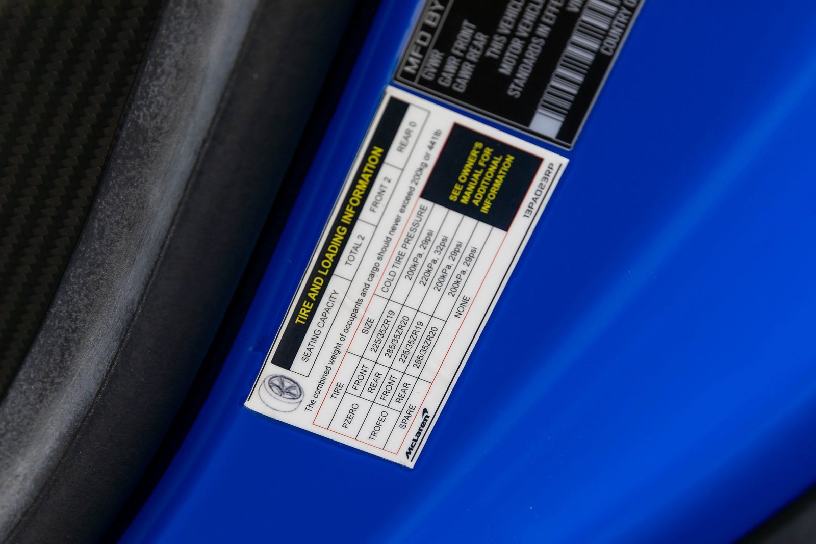 Used 2020 McLaren 620R RWD image 24